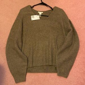 H&M sweater